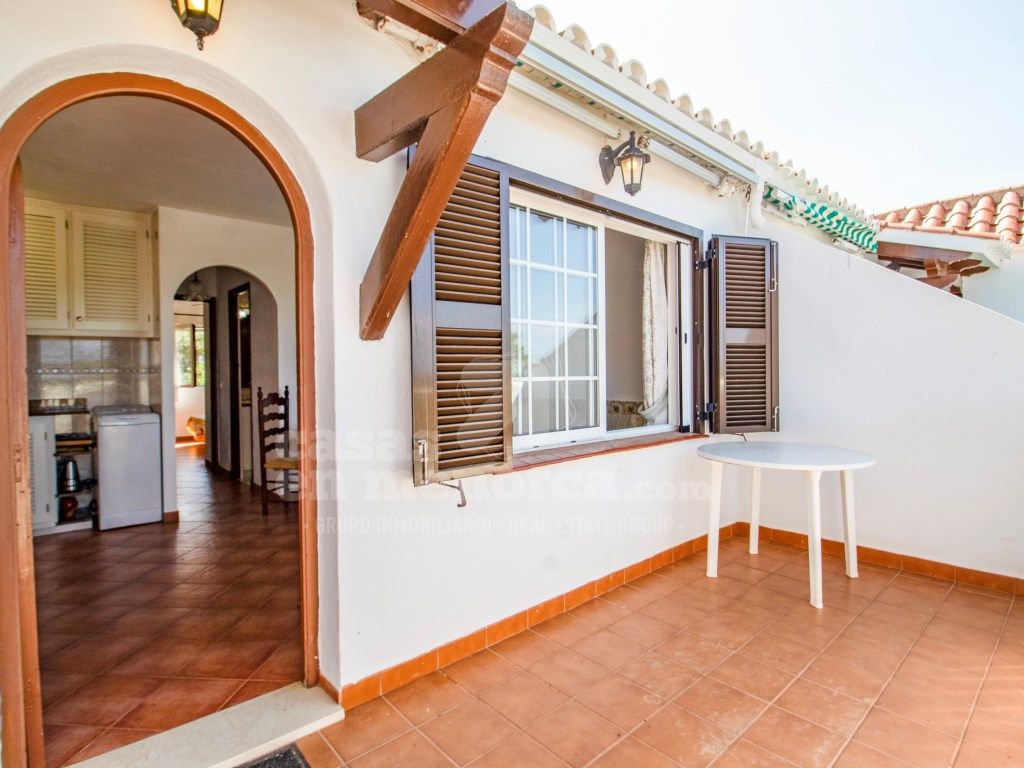 Vista exterior de Apartament en venda en Alaior amb Aire condicionat, Jardí privat i Terrassa