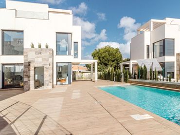 Haus mit Pool zum Verkauf in Entremares
