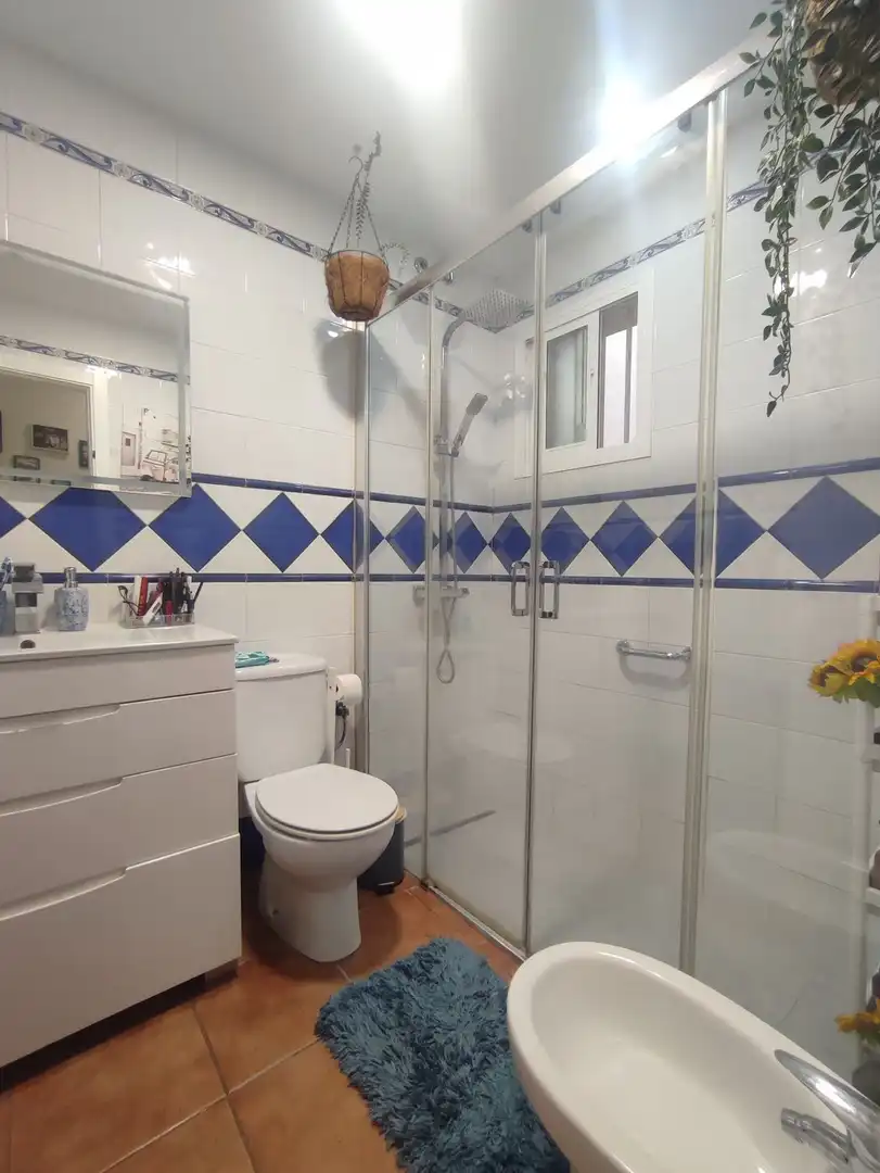 Baño de Apartamento en venta en Conil de la Frontera con Aire acondicionado