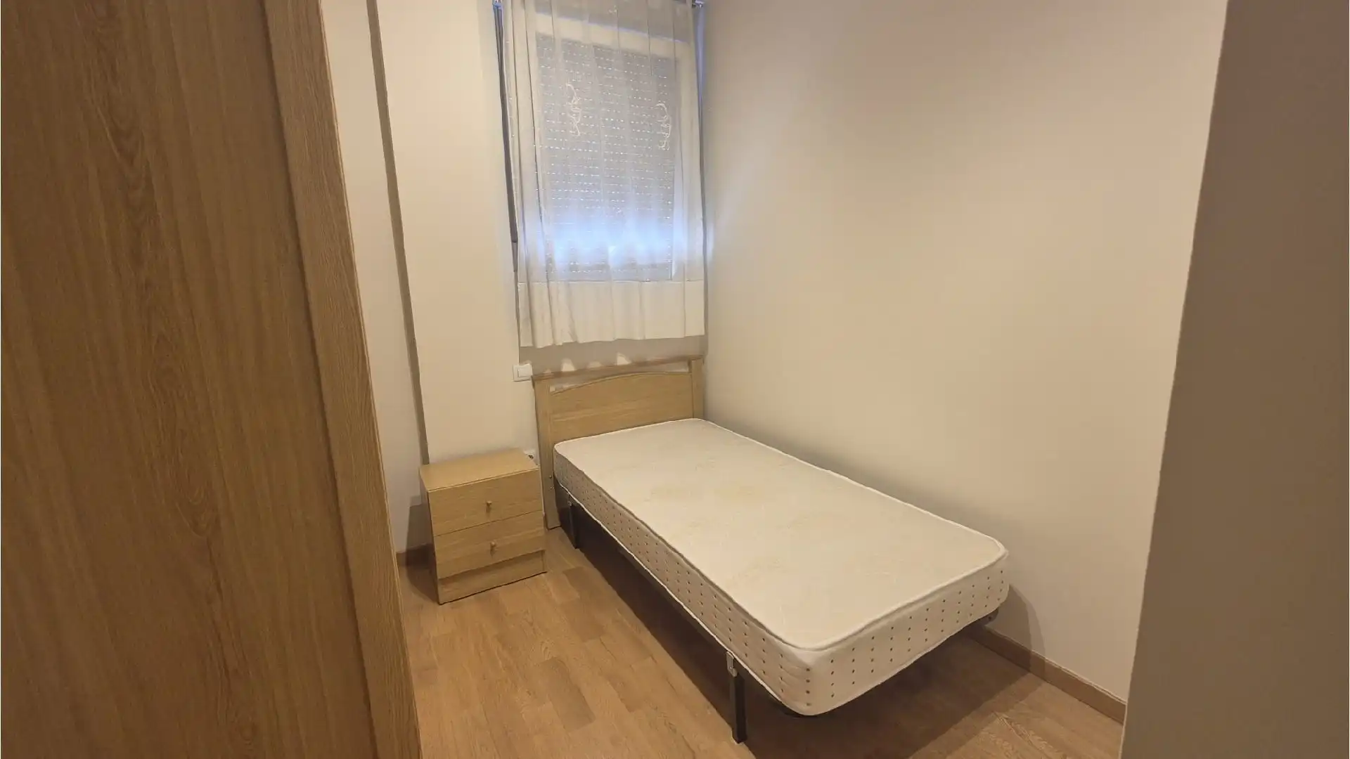 Apartment with lift to rent in AV RAMON CARANDE, imagen 6