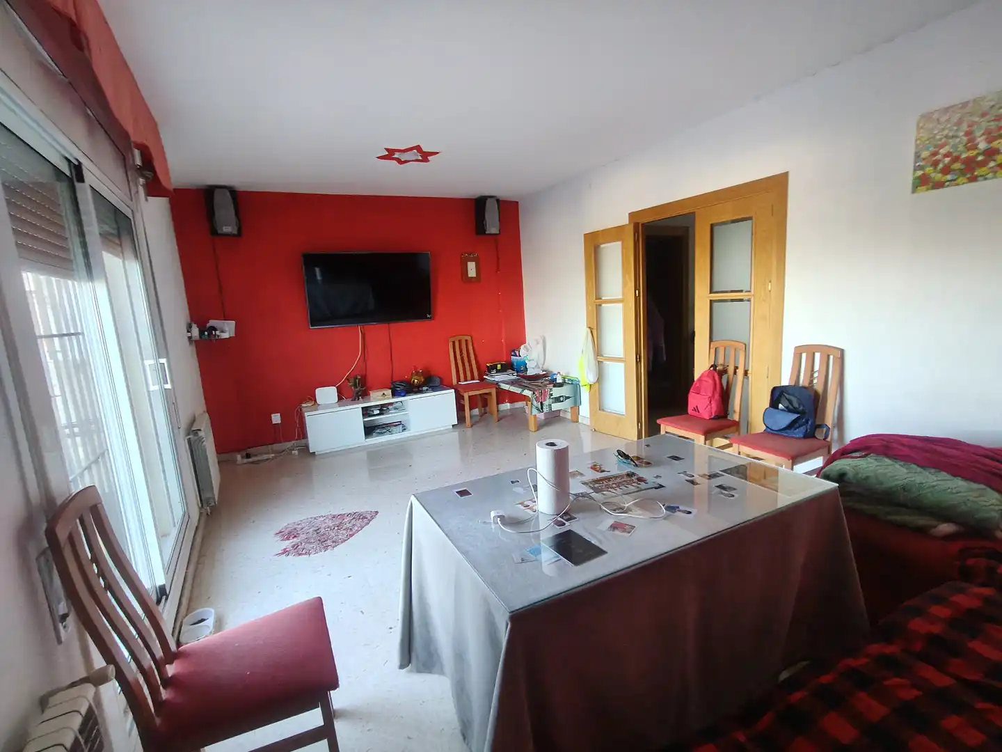 Sala d'estar de Casa o xalet en venda en Baza amb Moblat