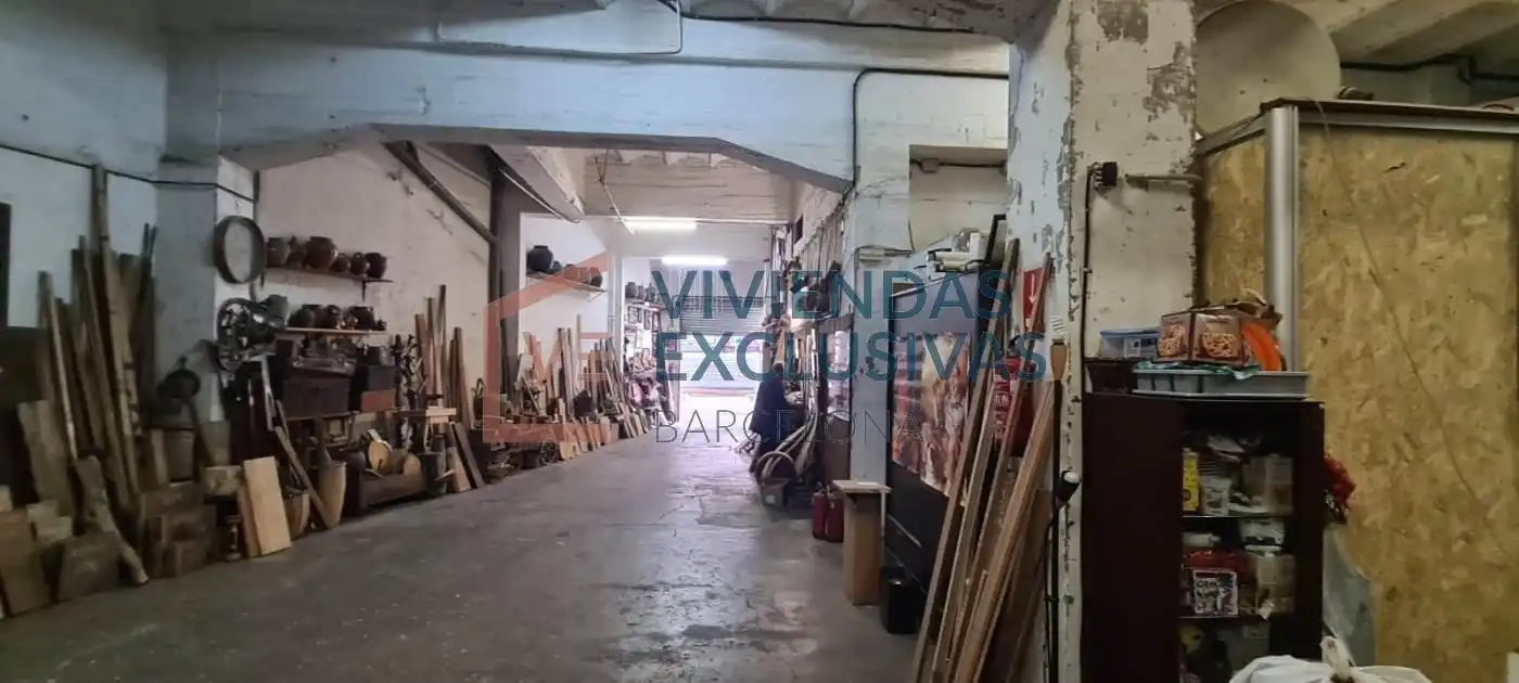 Local comercial en venta en Carrer de Llançà, imagen 9