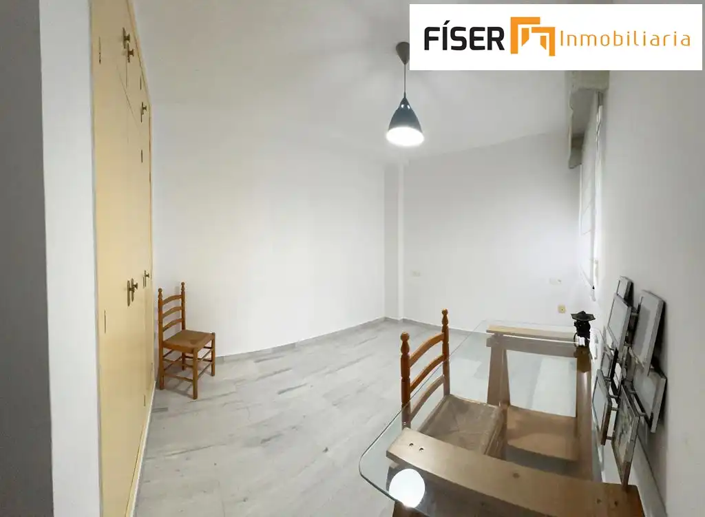 Flat for rent in Zafra  with Air Conditioner, Heating and Terrace