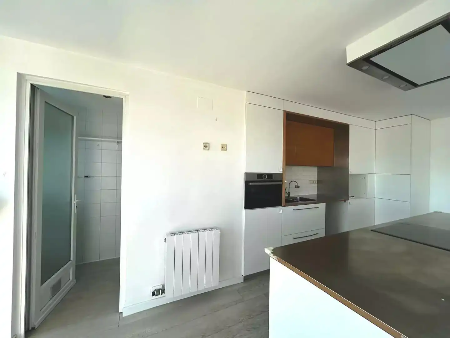 Küche von Wohnung zur Miete in Girona mit Klimaanlage, Heizung und Parkett