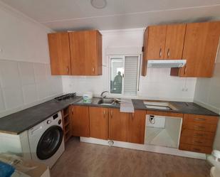 Kitchen of Apartment to rent in  Lleida Capital  with Heating, Furnished and Oven