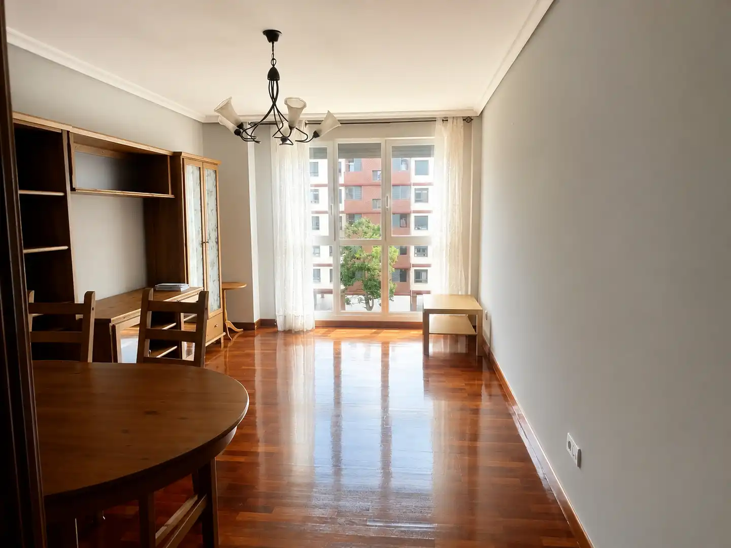 Wohnzimmer von Wohnung zur Miete in Santander mit Heizung, Terrasse und Abstellraum