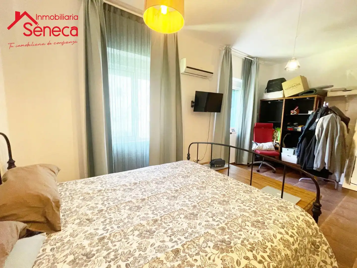 Piso en venta en JULIO PELLICER, Ciudad Jardín - Zoco