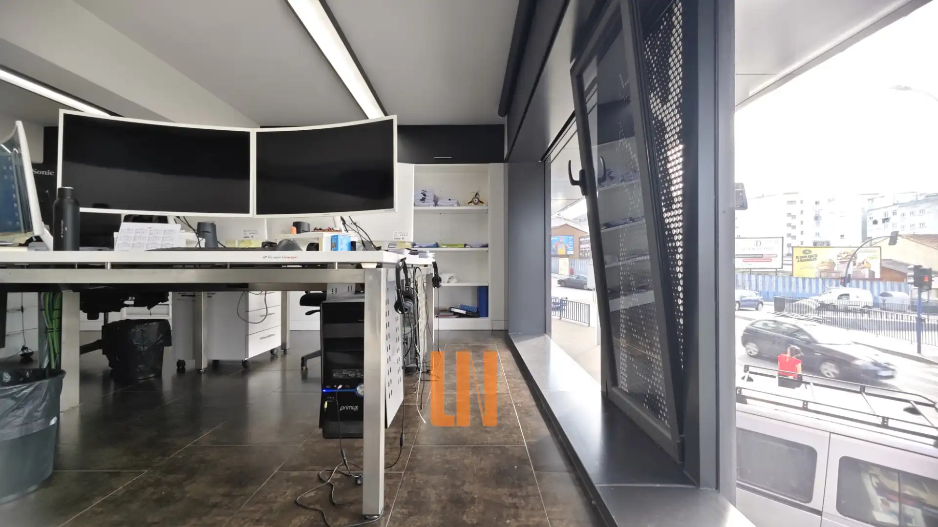 Office for rent in Culleredo  with Air Conditioner, Heating and Furnished