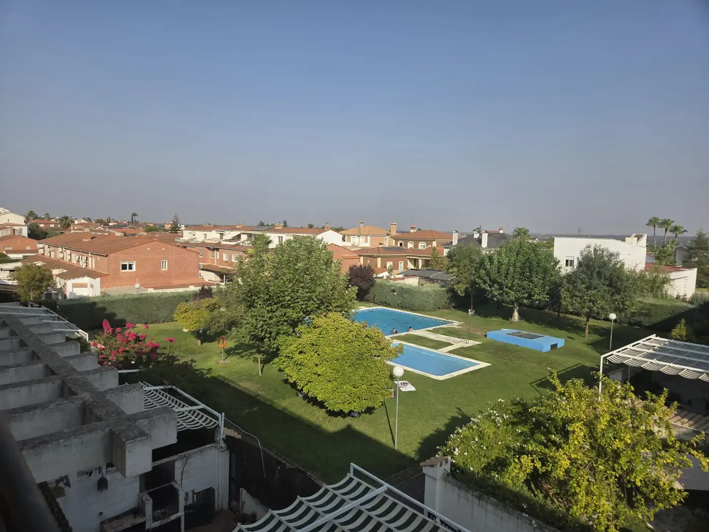 Piscina de Ático de alquiler en Badajoz con Aire acondicionado, Calefacción y Parquet