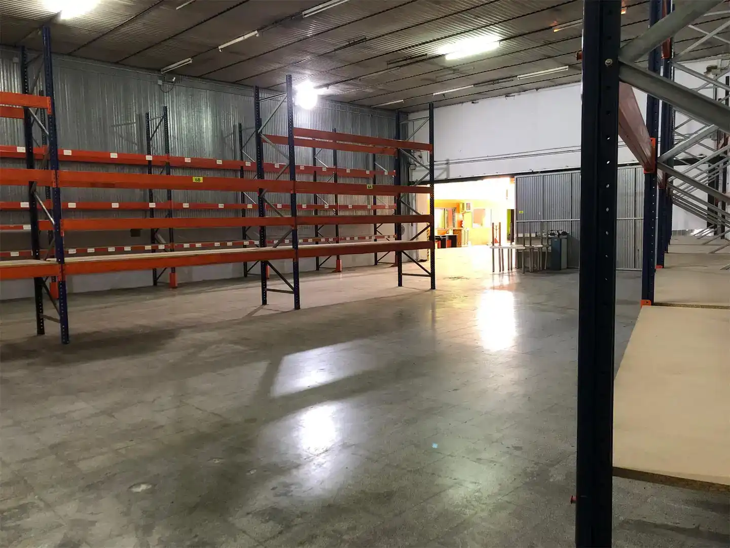 Fabrikhallen zur Miete in Manresa