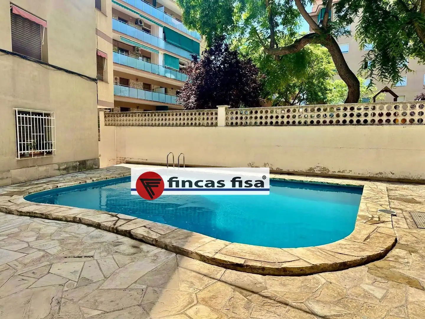 Piscina de Pis en venda en Premià de Mar amb Aire condicionat, Calefacció i Terrassa