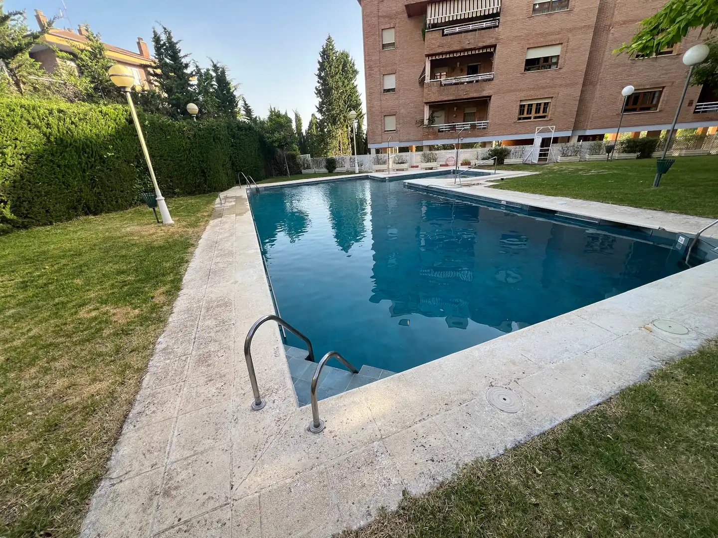 Piscina de Piso en venta en Jaén con Aire acondicionado, Calefacción y Trastero