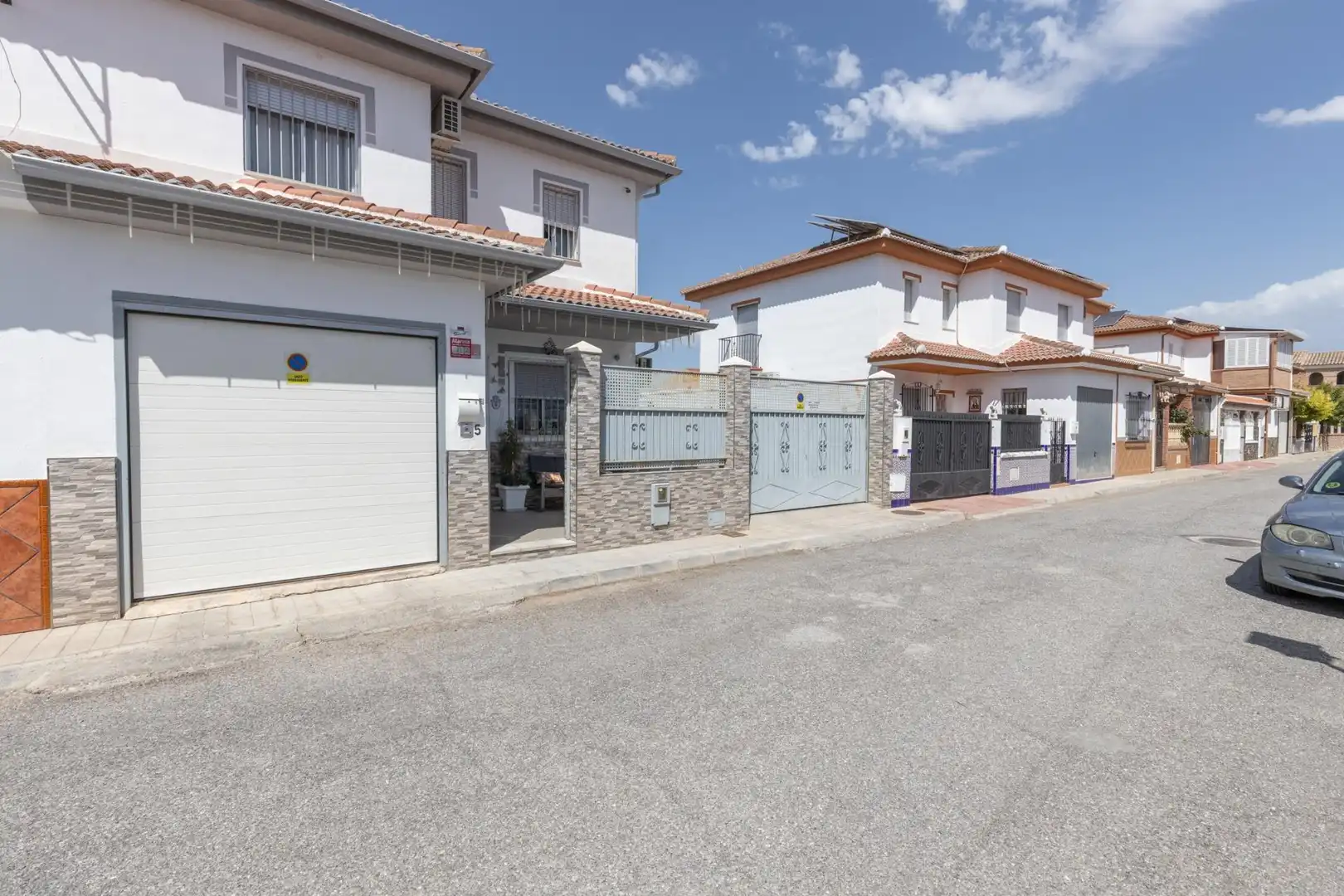 Exterior view of Houses for sale in Láchar  with Air Conditioner, Heating and Swimming Pool