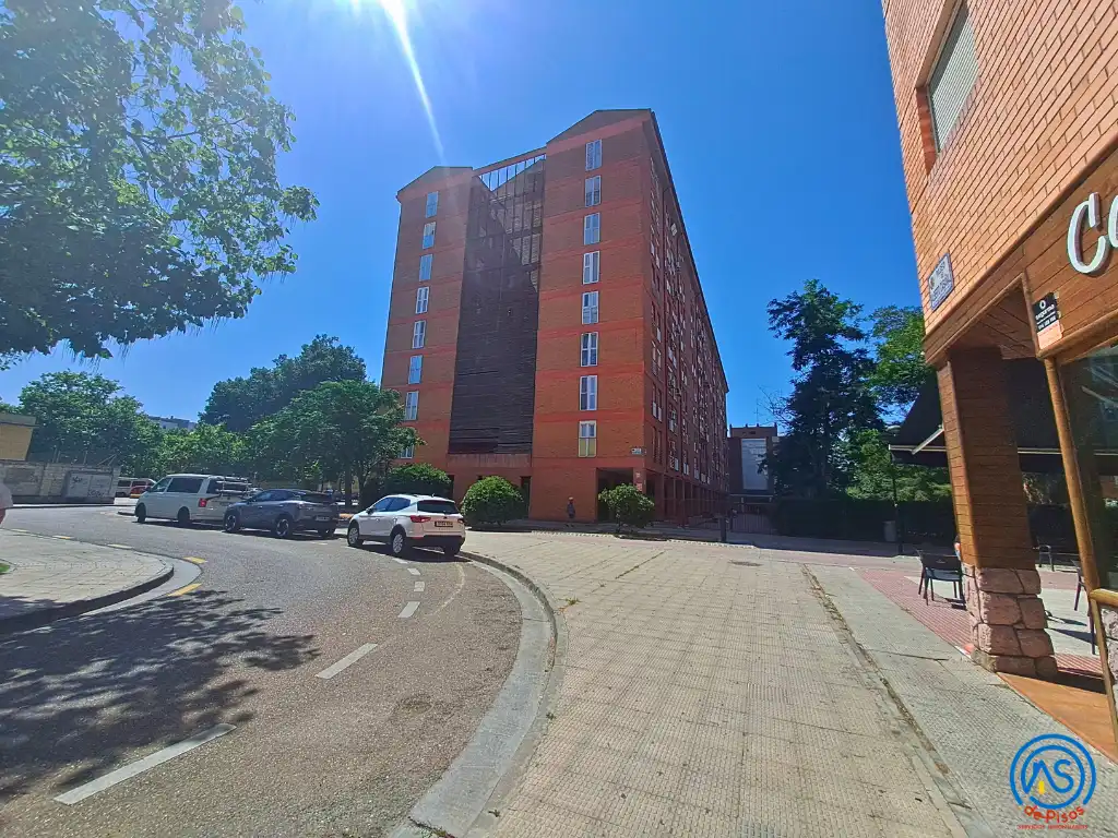 Piso de alquiler en Calle Pantano de Búbal, 10, Salvador Allende