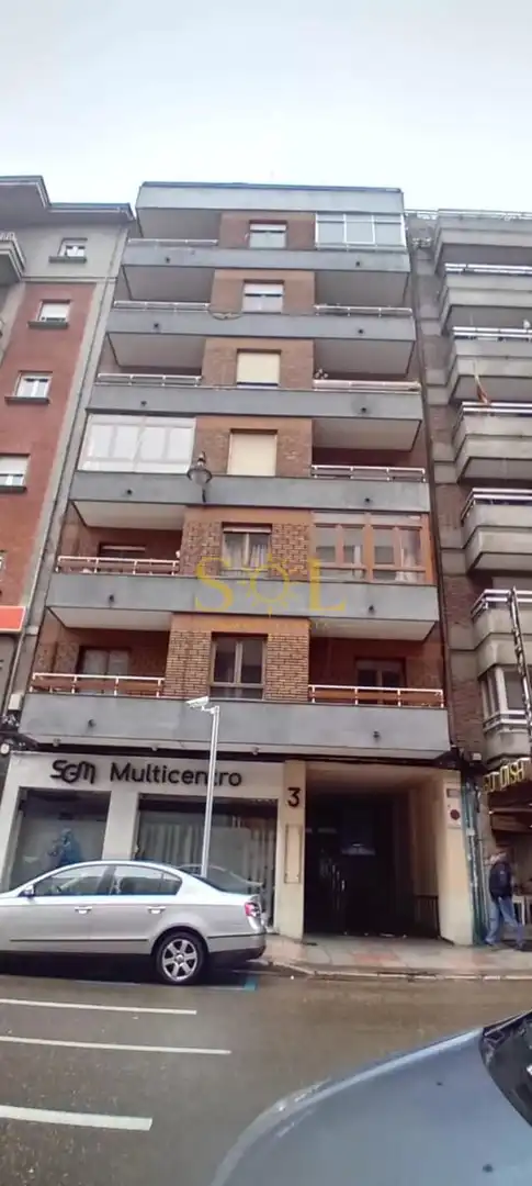 Ufficio in vendita a Calle Repub Argentin 3