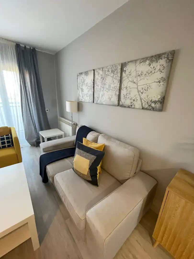 Sala d'estar de Apartament de lloguer en Fraga amb Aire condicionat, Calefacció i Parquet