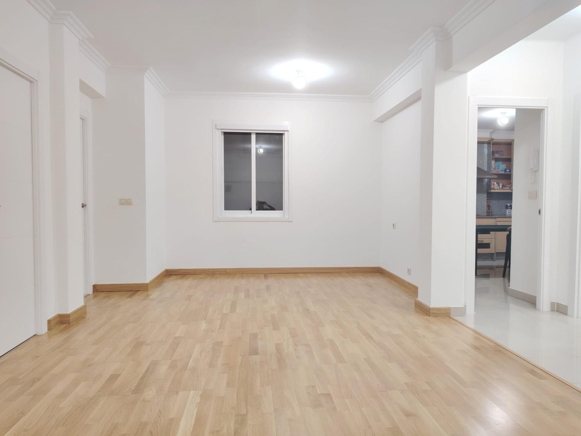 Piso en venta en Vigo  con Calefacción