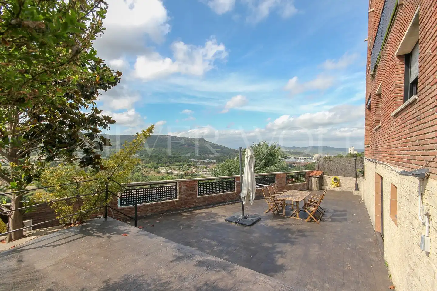 Houses for sale in Espanya, Cervelló