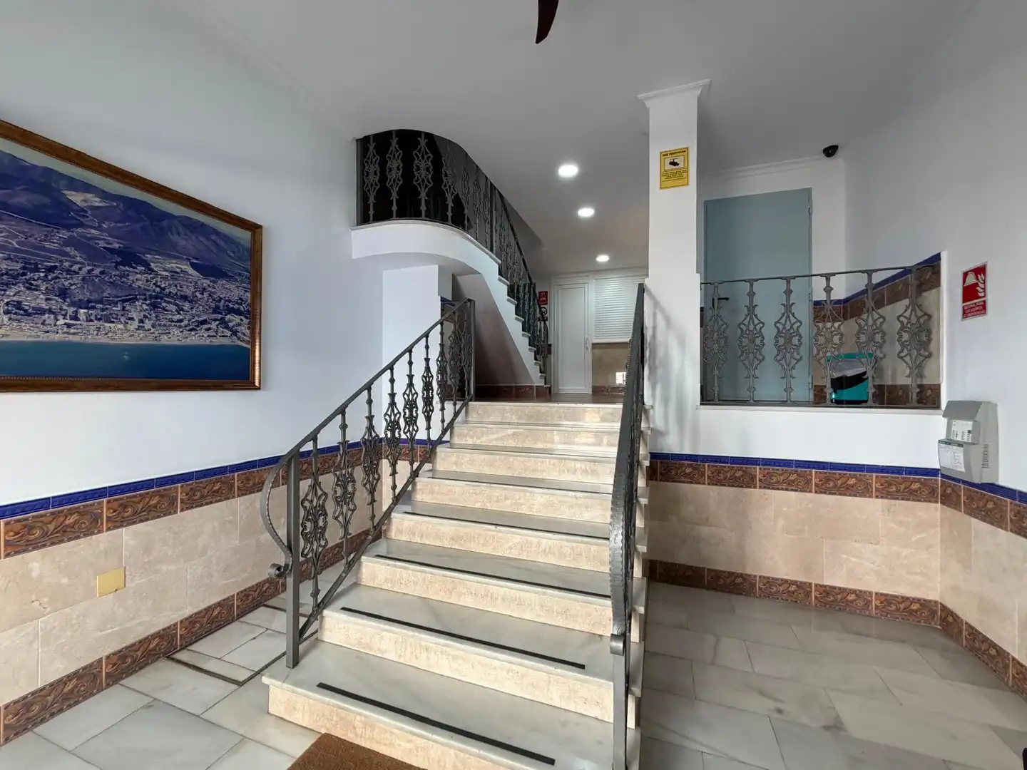 Inmuebles singulares con ascensor en venta en La Carihuela - Los Nidos, imagen 32