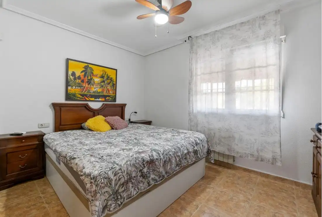 Chalet con piscina en venta en Los Balcones - Los Altos, imagen 15