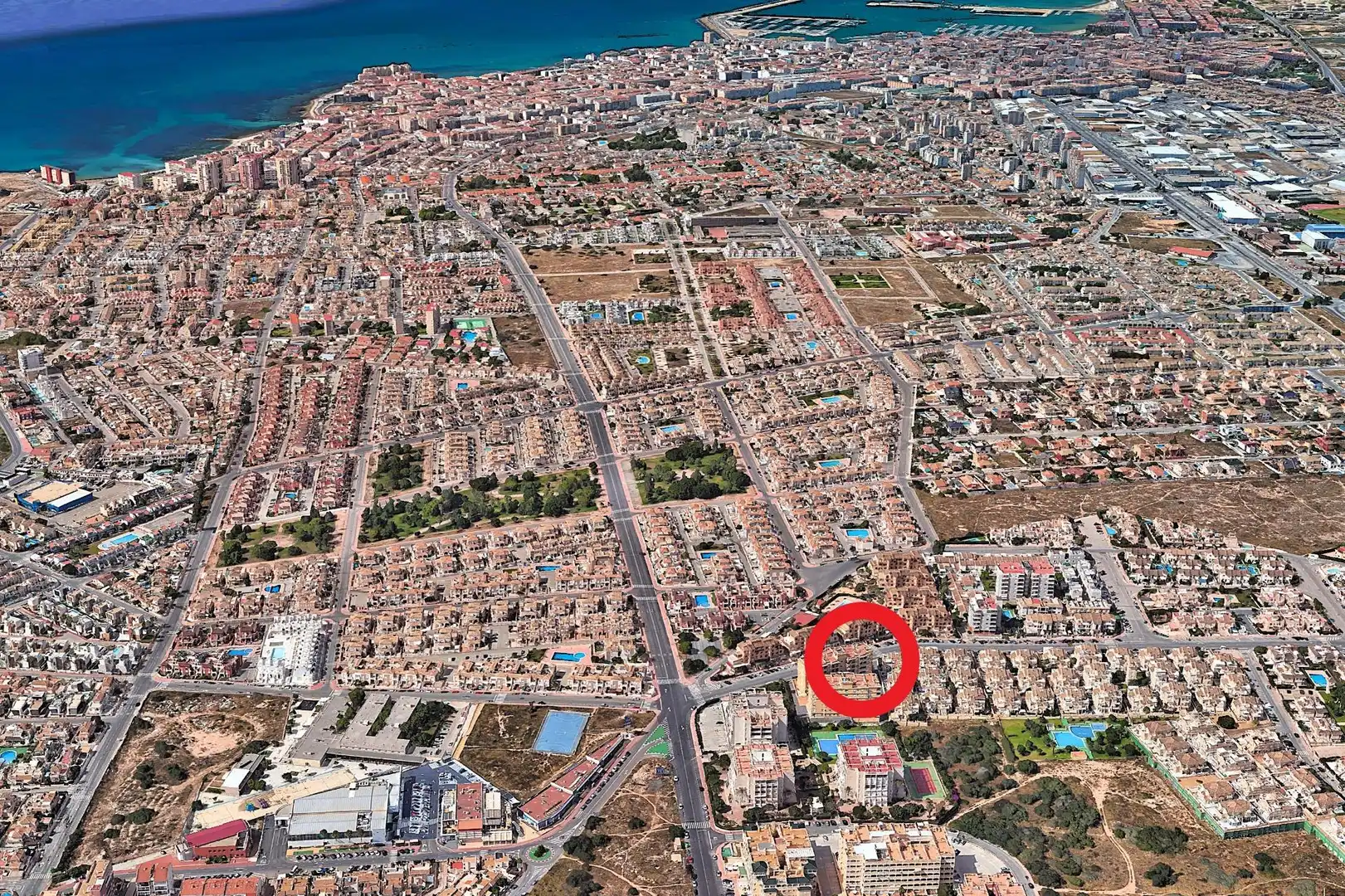 Vista exterior de Àtic en venda en Torrevieja amb Aire condicionat, Calefacció i Terrassa