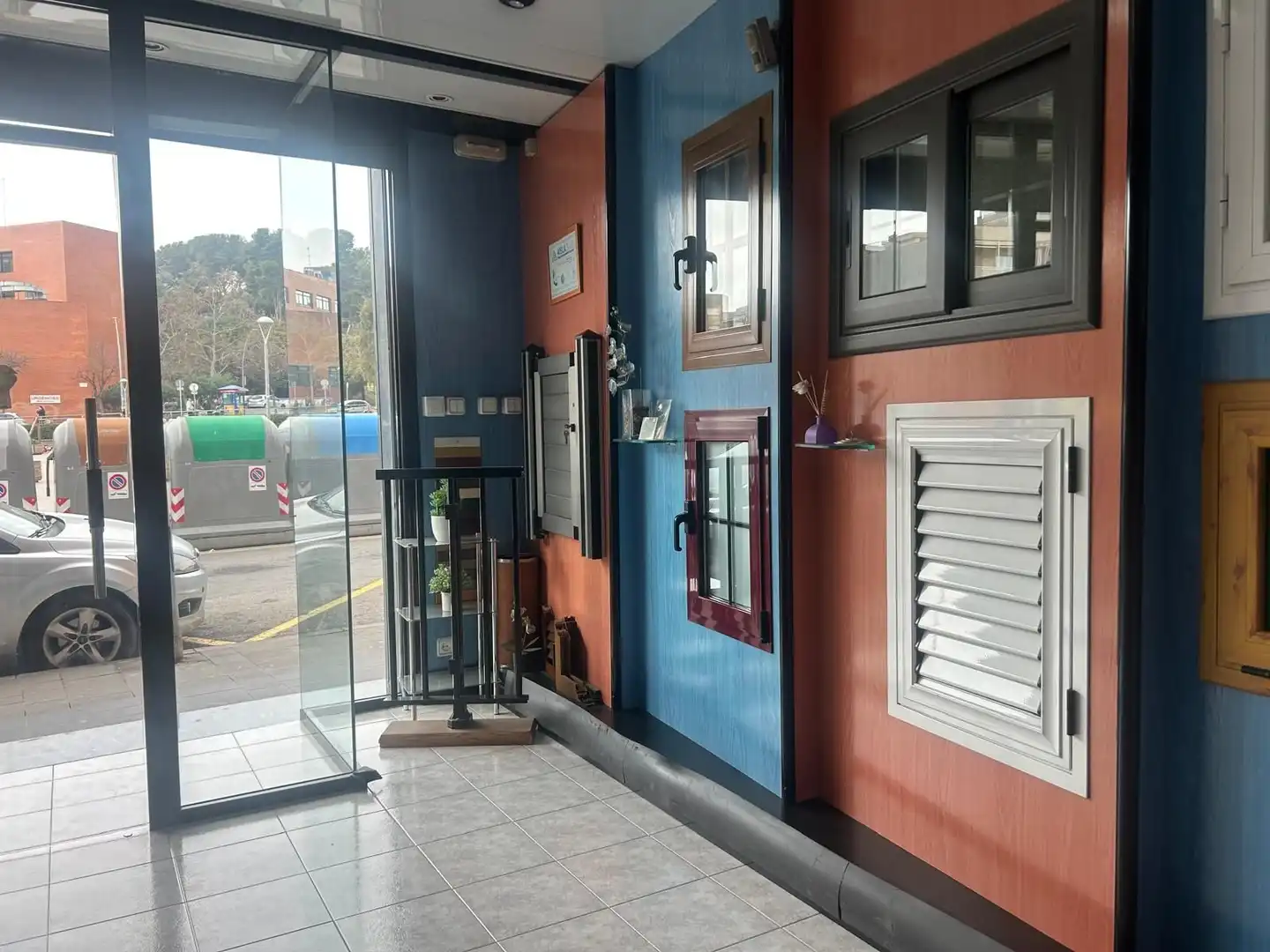 Local en venta en Castelldefels