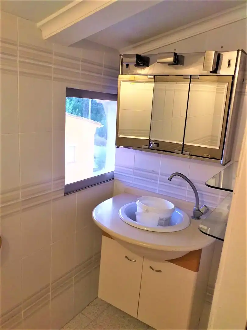 Bany de Casa o xalet en venda en Manises amb Aire condicionat, Jardí privat i Traster