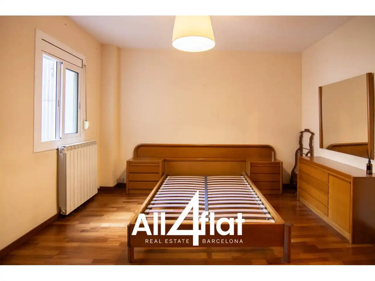 Habitación de Piso de alquiler en Barcelona con Parquet y Balcón