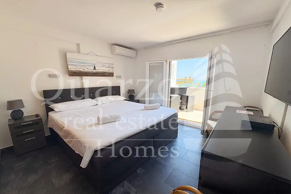 Habitación de Apartamento en venta en Dénia con Aire acondicionado, Calefacción y Terraza