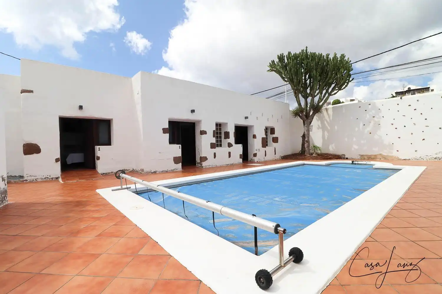Piscina de Casa o xalet en venda en San Bartolomé amb Jardí privat, Terrassa i Traster