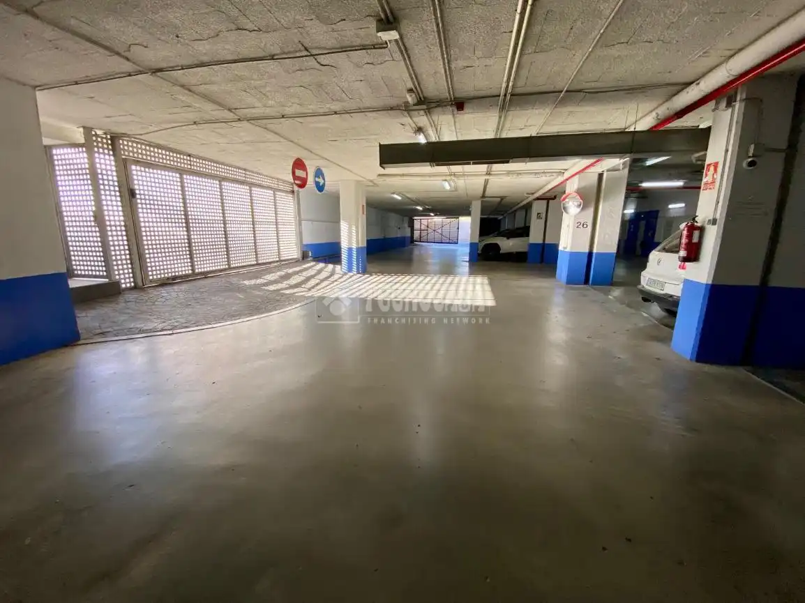 Parkplatz von Garage zum Verkauf in Armilla