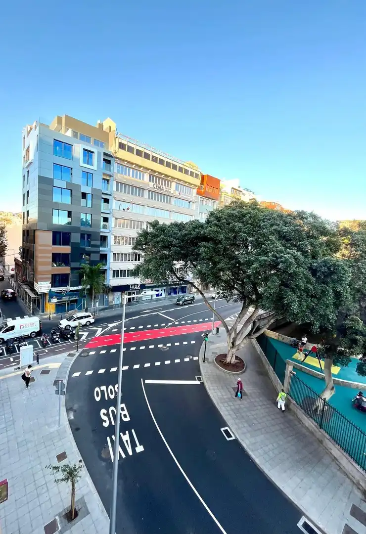Vista exterior de Pis de lloguer en Las Palmas de Gran Canaria amb Moblat