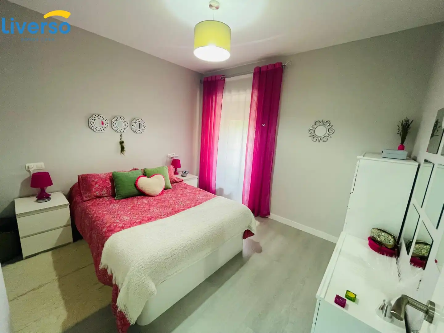 Habitación de Casa o chalet en venta en Valdezate con Terraza, Trastero y Amueblado