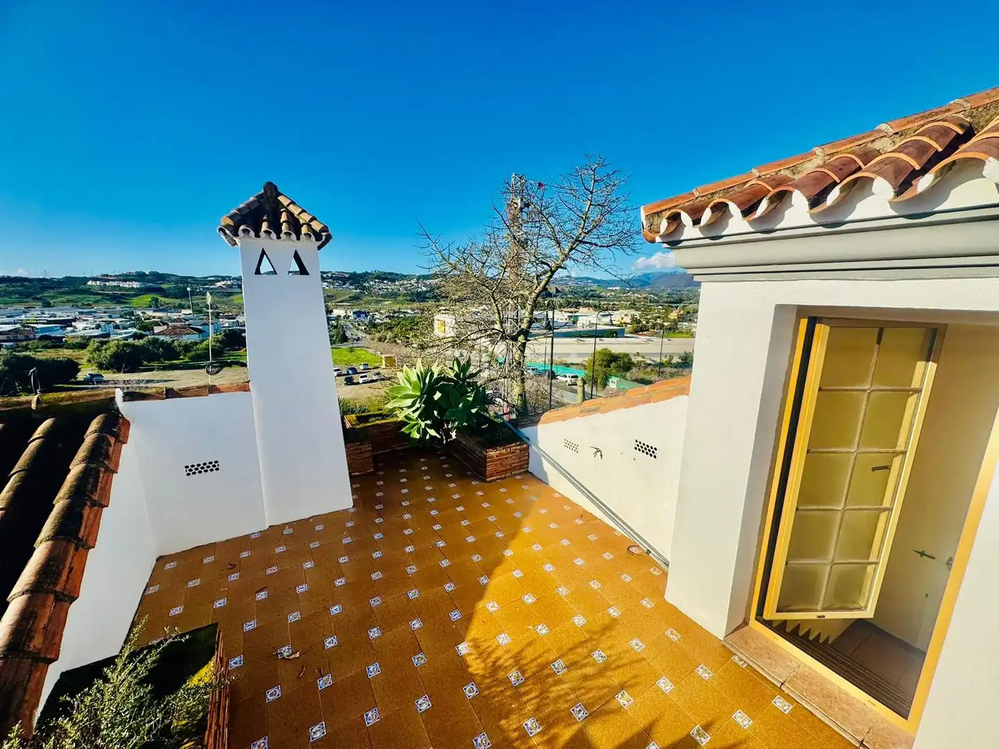 Chalet con terraza en venta en Calle Río Guadiaro 13, imagen 45