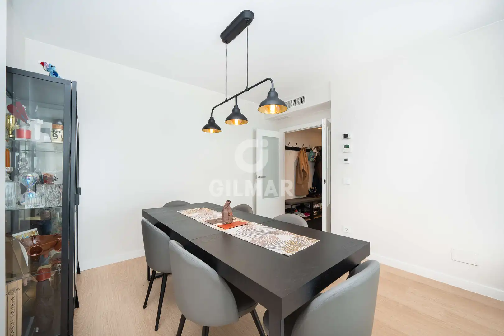 Dining room of Flat for sale in Madrid  with Heating, Private garden and Storage room