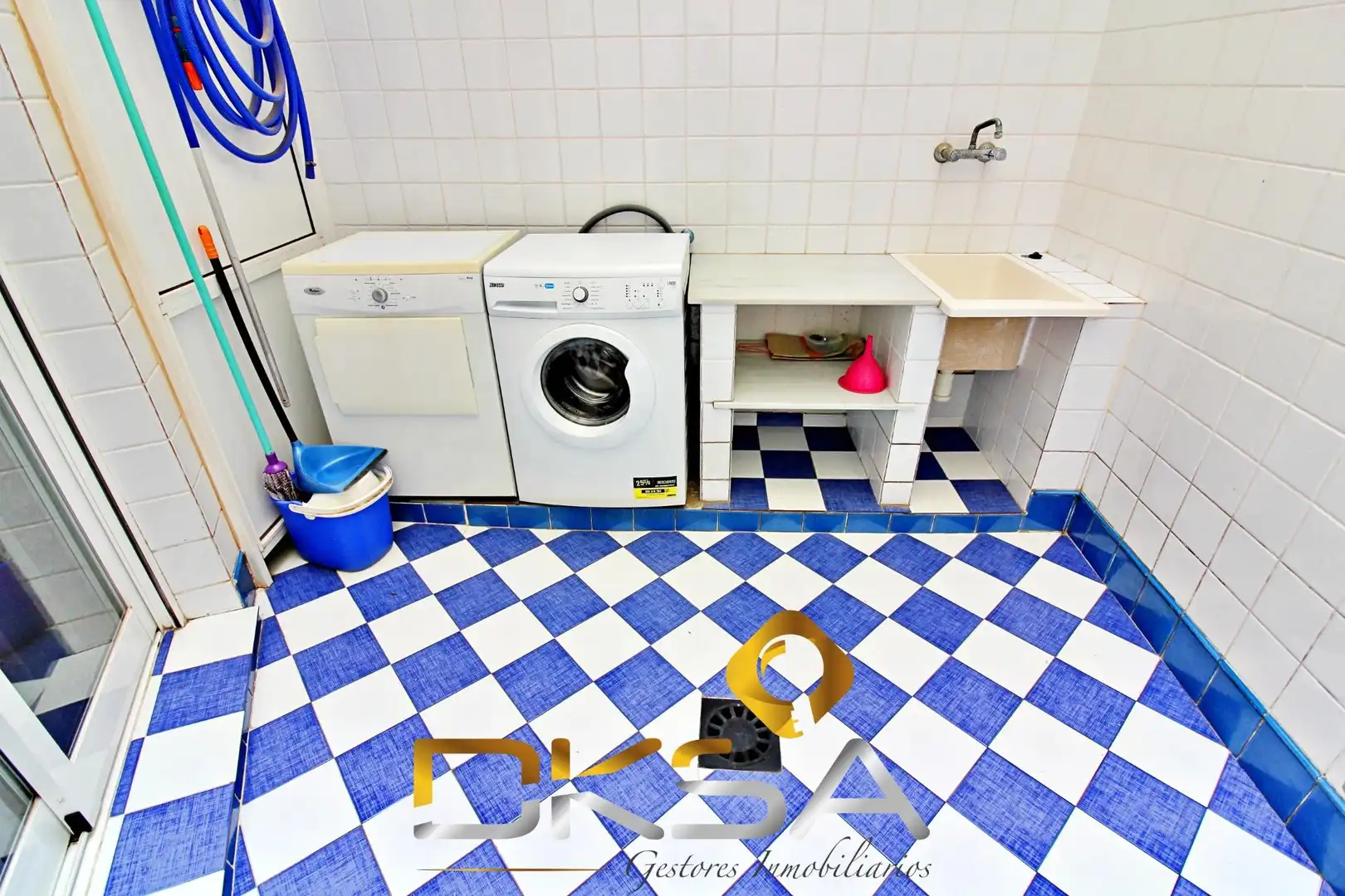 Kitchen of Duplexes for sale in L'Alcora  with Terrace, Storage room and Furnished