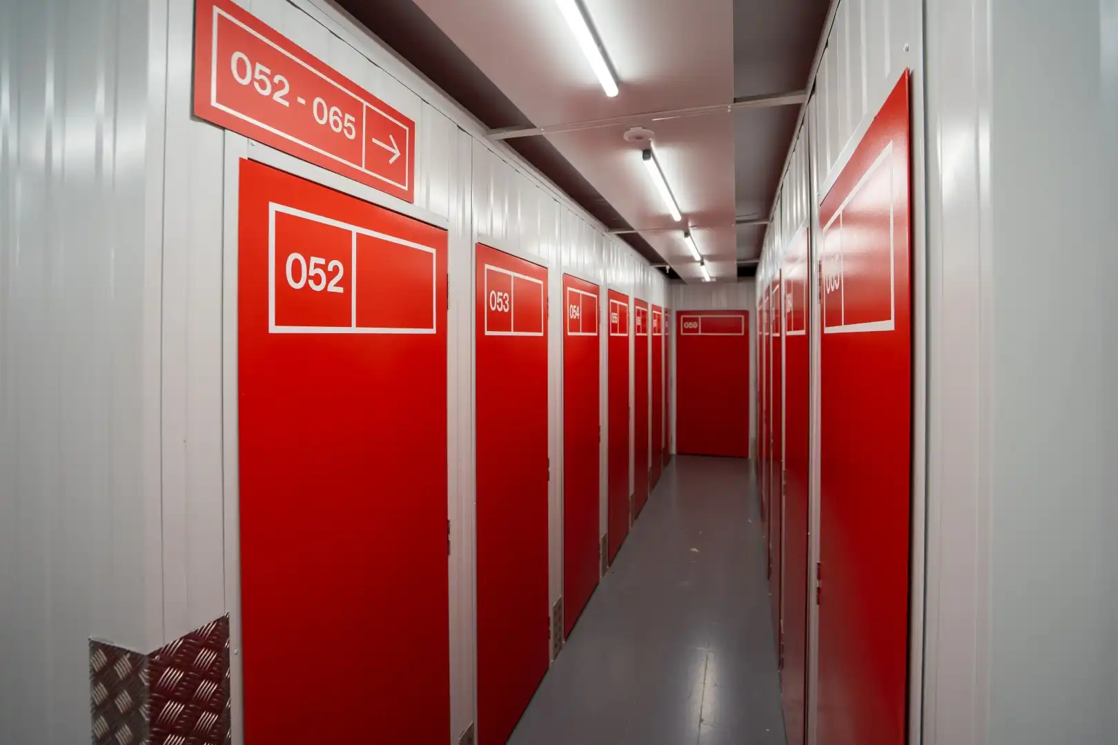 Storage room for rent in Barcelona  with Alarm