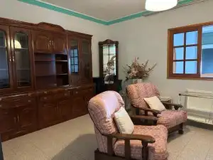 Sala d'estar de Casa adosada en venda en Mogán amb Jardí privat, Piscina i Moblat