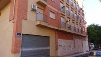 Vista exterior de Local en venda en Alcantarilla amb Calefacció