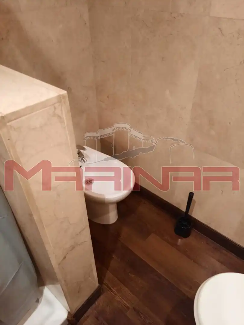 Bany de Pis en venda en Borox amb Aire condicionat, Calefacció i Moblat