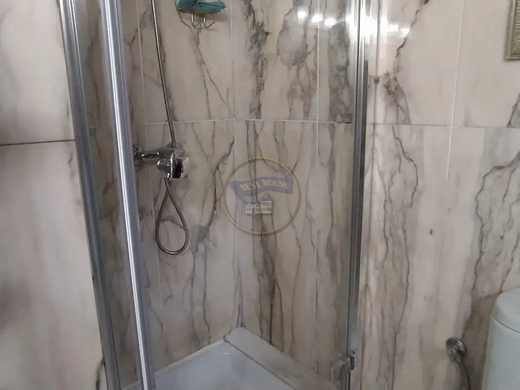 Baño de Piso en venta en Vigo  con Calefacción, Terraza y Trastero