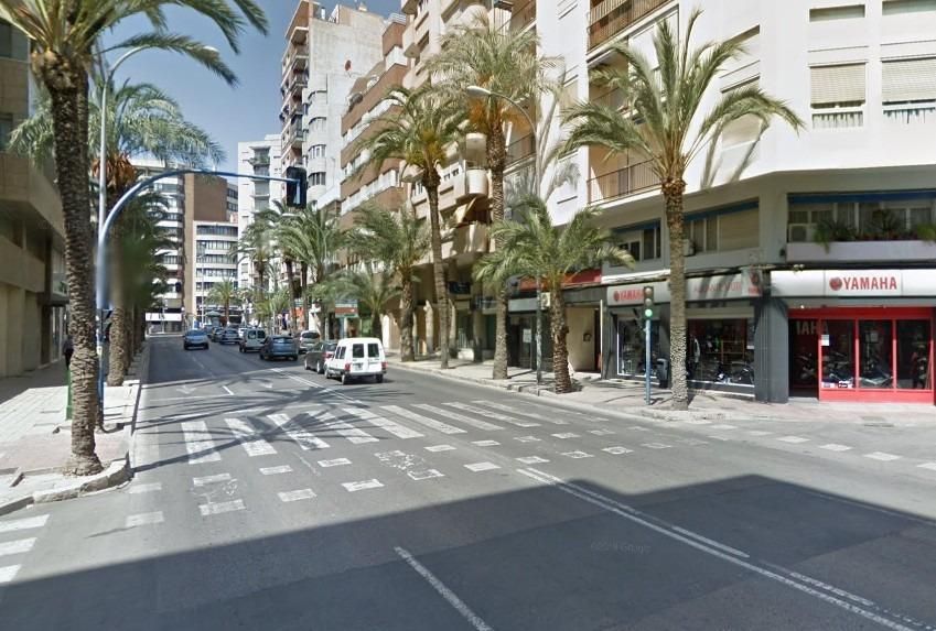 Vista exterior de Local en venta en Alicante / Alacant