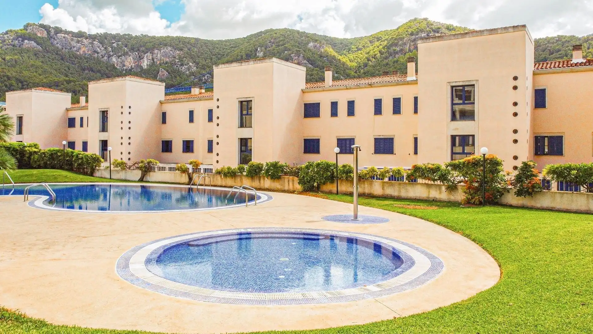 Piscina de Piso en venta en Andratx con Calefacción, Jardín privado y Terraza