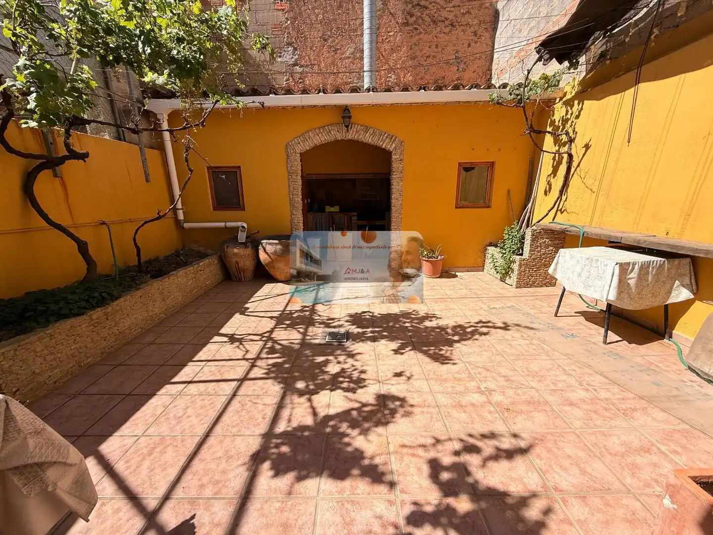 Terrassa de Casa o xalet en venda en Castellón de la Plana / Castelló de la Plana amb Aire condicionat, Calefacció i Jardí privat