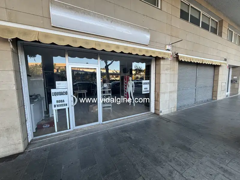 Local comercial en venda a Carrer de Pere III, imagen 2