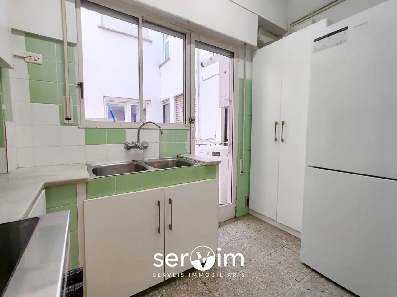 Kitchen of Apartments for sale in Girona  with Heating and Balcony