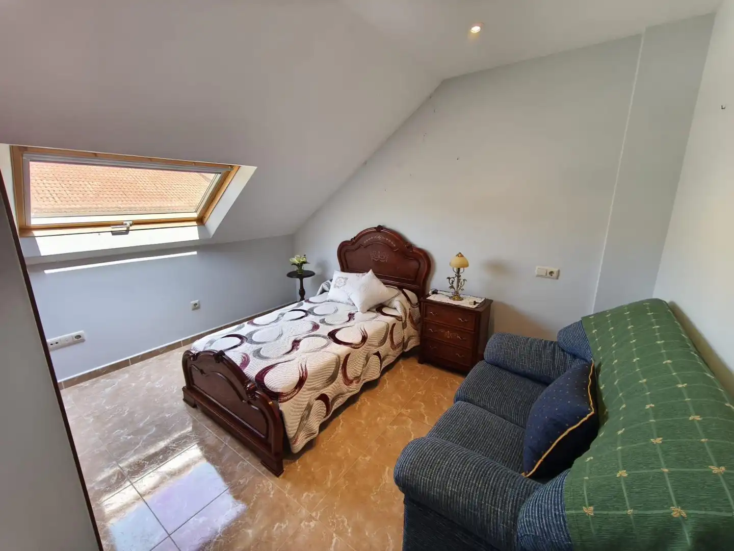Habitación de Casa o chalet en venta en Ribeira con Calefacción