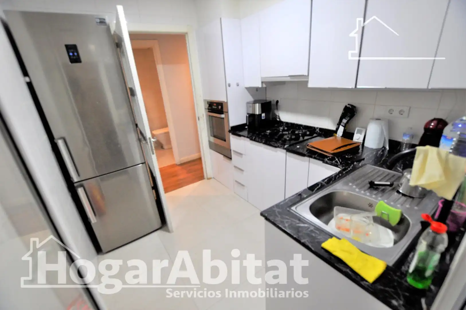 Kitchen of Flat for sale in Valencia  with Air Conditioner, Heating and Parquet flooring