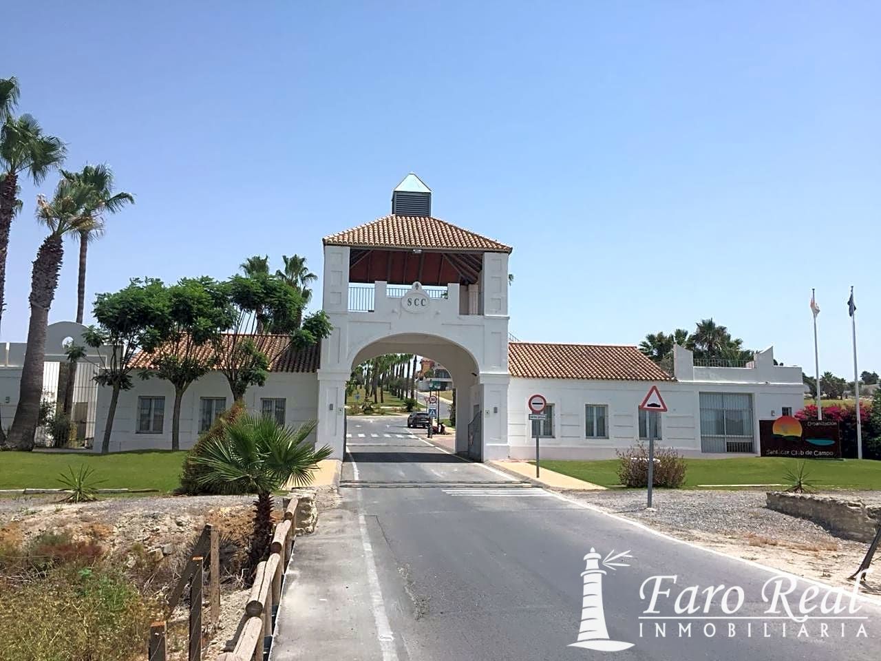 Vista exterior de Residencial en venda en Sanlúcar de Barrameda
