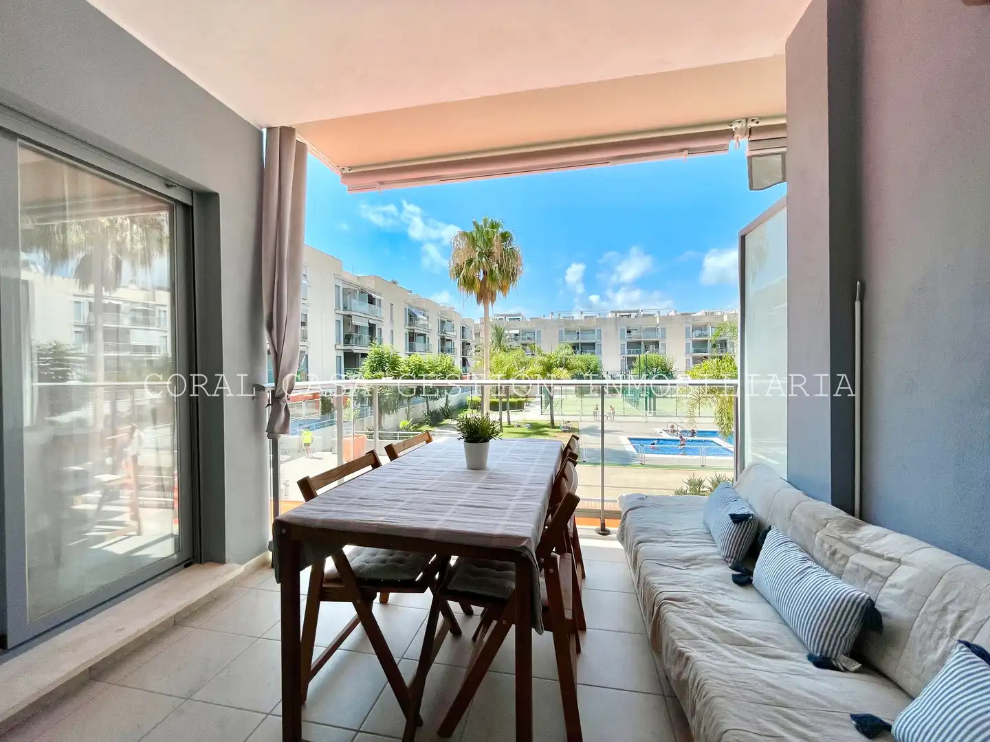 Apartamento de alquiler en V-01, Almenara